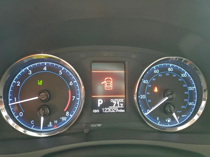 Photo 9 from auction – 2018 TOYOTA COROLLA L with VIN 5YFBURHE0JP855497