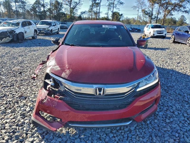 Photo 5 from auction – 2017 HONDA ACCORD with VIN 1HGCR2F50HA010214
