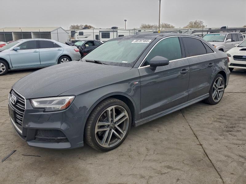AUDI A3 PREMIUM 2019 with VIN WAUGUGFF6K1009898 - Photo from auction