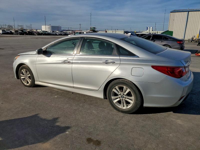 Photo 2 from auction – 2014 HYUNDAI SONATA with VIN 5NPEB4AC8EH893917