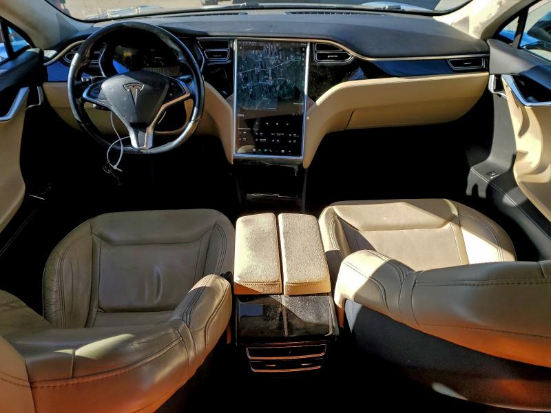 Photo 8 from auction – 2015 TESLA MODEL S with VIN 5YJSA1E26FF118649