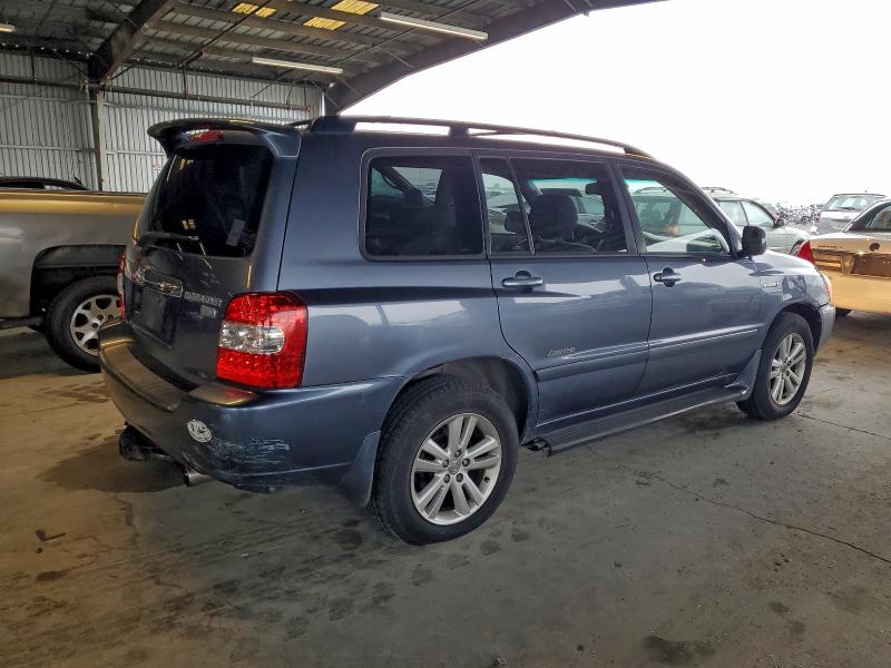 Photo 3 from auction – 2007 TOYOTA HIGHLANDER with VIN JTEEW21A970042275