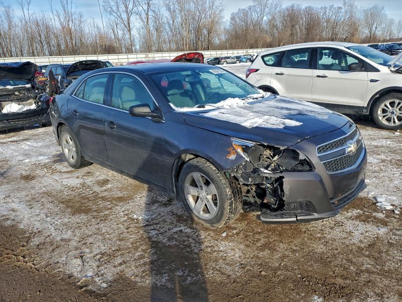 Photo 4 from auction – 2013 CHEVROLET MALIBU LS with VIN 1G11B5SA4DF312903
