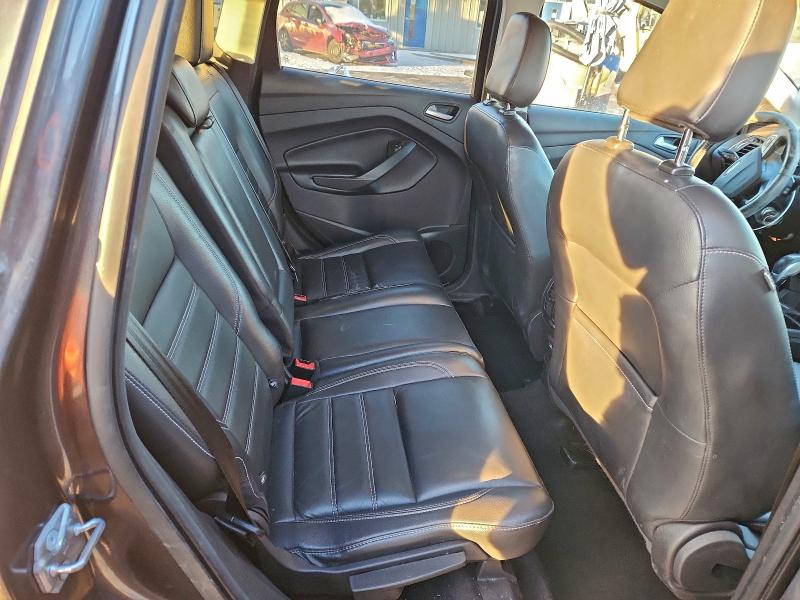 Photo 10 from auction – 2018 FORD ESCAPE SEL with VIN 1FMCU9HD2JUB18358
