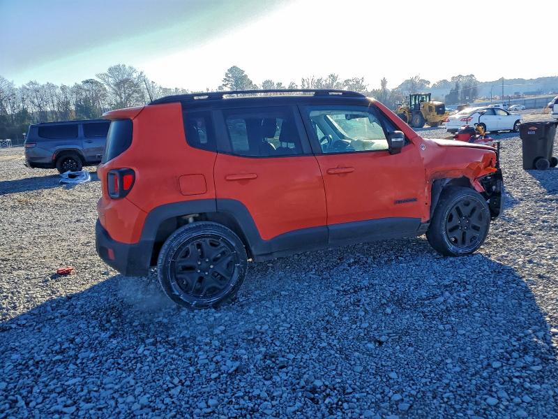 Photo 3 from auction – 2018 JEEP RENEGADE T with VIN ZACCJBCB8JPH13310