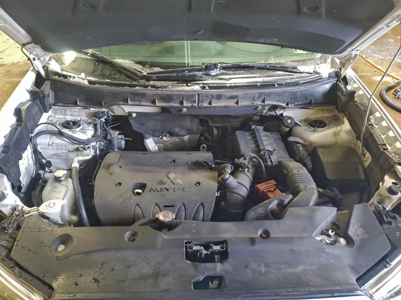 Photo 12 from auction – 2017 MITSUBISHI OUTLANDER with VIN JA4AR3AU3HZ042161