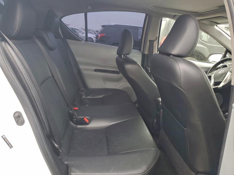 Photo 10 from auction – 2012 TOYOTA PRIUS C with VIN JTDKDTB34C1030526