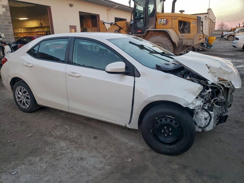 Photo 4 from auction – 2017 TOYOTA COROLLA L with VIN 5YFBURHE8HP708631