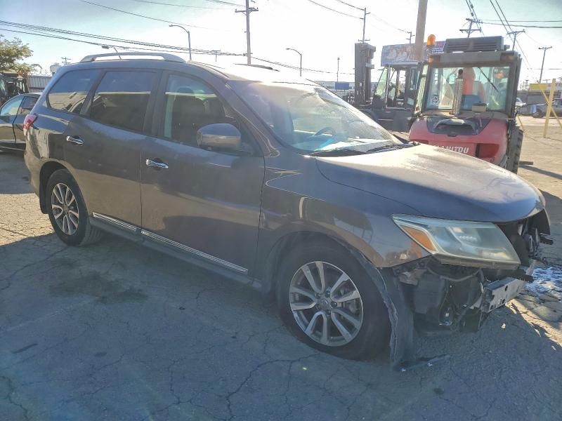 Photo 4 from auction – 2015 NISSAN PATHFINDER with VIN 5N1AR2MN8FC605351