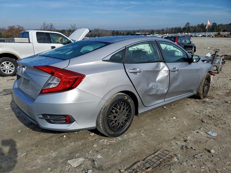 صورة رقم 3 من المزاد - 2017 HONDA CIVIC مع VIN 2HGFC2F50HH541932