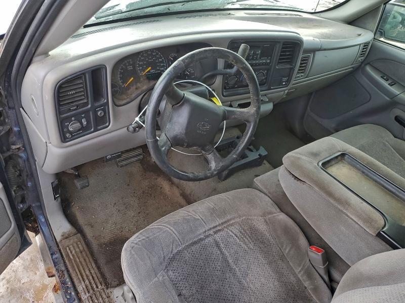 Photo 8 from auction – 2000 CHEVROLET SILVERADO with VIN 1GCEC14T2YE300225