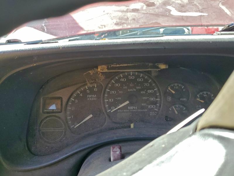 Photo 9 from auction – 2002 CHEVROLET SILVERADO with VIN 2GCEC19V721106700