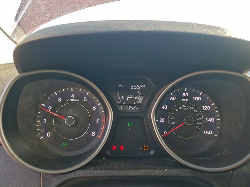 Photo 9 from auction – 2016 HYUNDAI ELANTRA SE with VIN 5NPDH4AE0GH765735