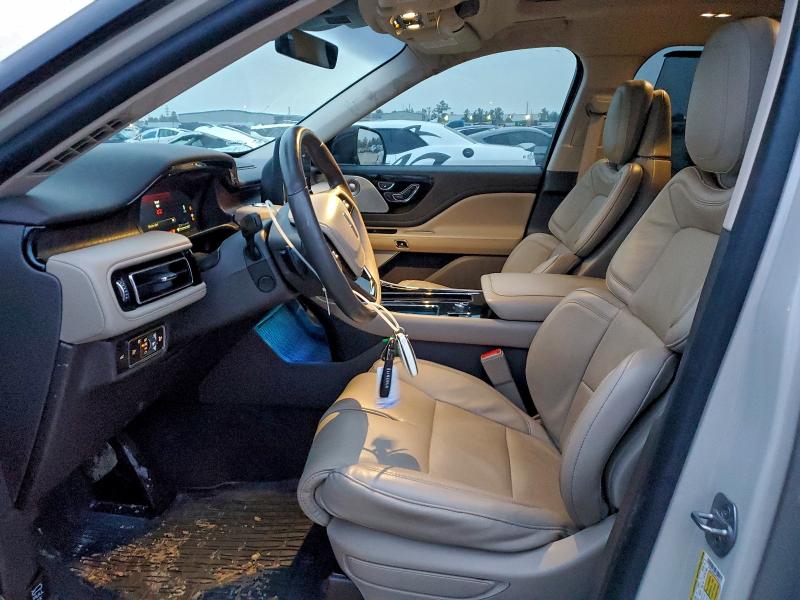 Photo 7 from auction – 2023 LINCOLN AVIATOR RE with VIN 5LM5J7WC8PGL06242