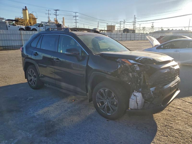 Photo 4 from auction – 2023 TOYOTA RAV4 XLE P with VIN JTMB6RFV2PJ029521