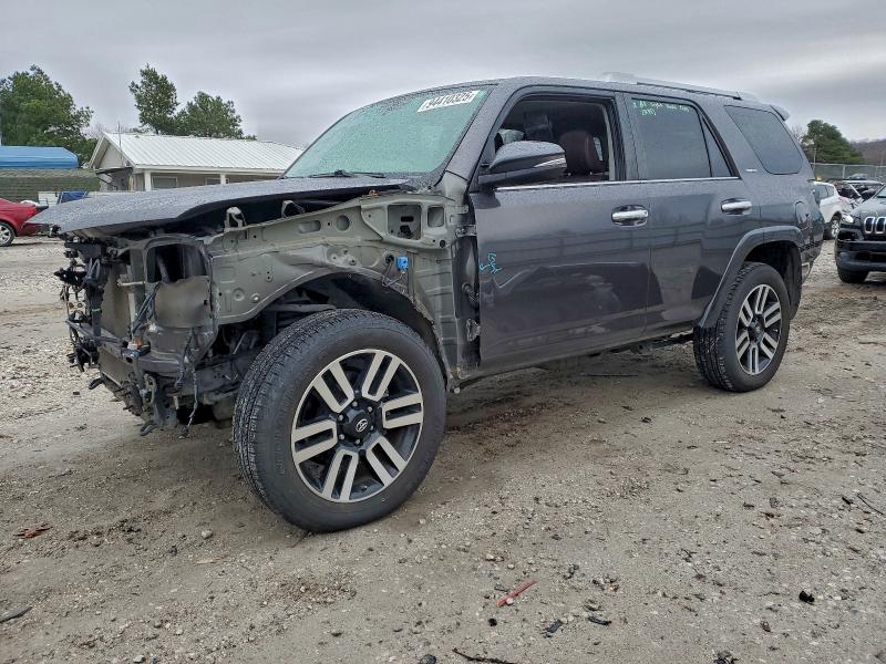 TOYOTA 4RUNNER SR 2016 with VIN JTEBU5JR8G5381161 - Photo from auction