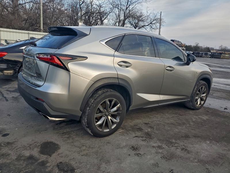Photo 3 from auction – 2017 LEXUS NX with VIN JTJYARBZ1H2052993