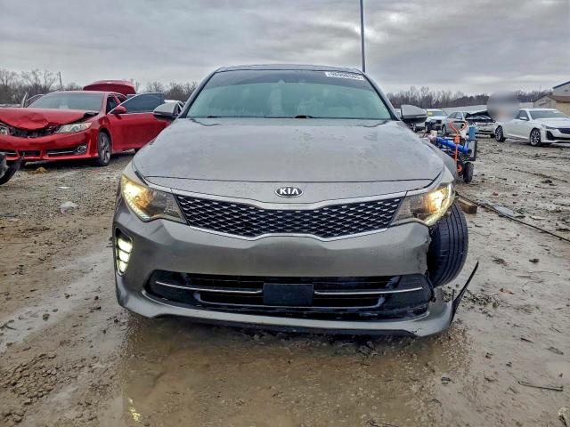 Photo 5 from auction – 2018 KIA OPTIMA EX with VIN 5XXGU4L34JG209614