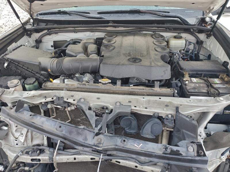 Photo 12 from auction – 2015 TOYOTA 4RUNNER SR with VIN JTEBU5JR3F5252565