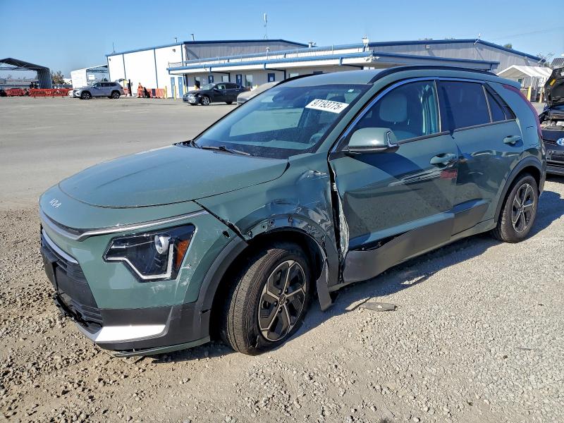 KIA NIRO EX 2023 with VIN KNDCR3LE4P5059545 - Photo from auction