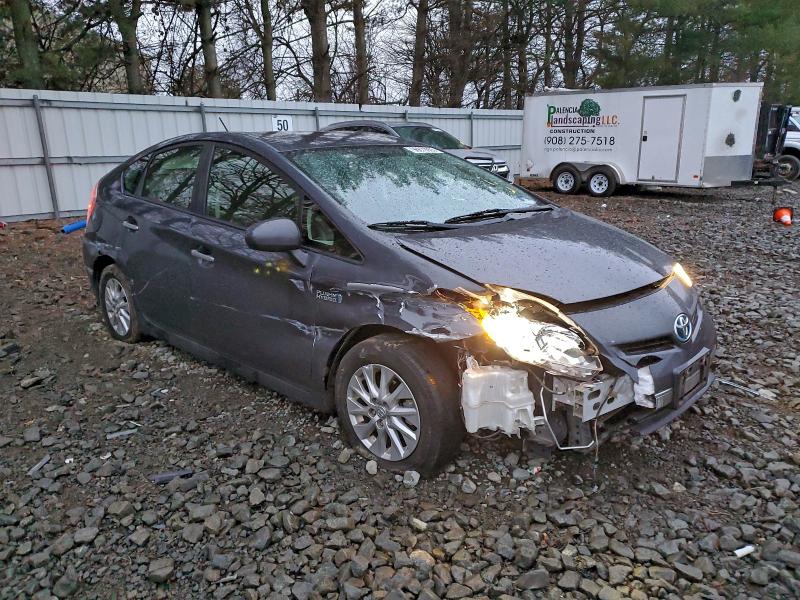 Photo 4 from auction – 2015 TOYOTA PRIUS PLUG with VIN JTDKN3DP5F3067199