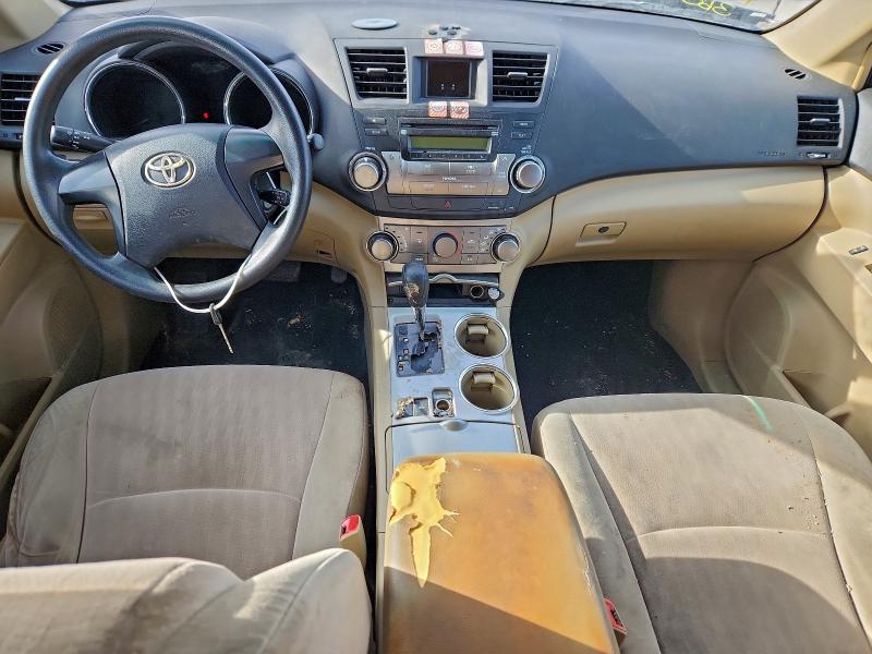 Photo 8 from auction – 2012 TOYOTA HIGHLANDER with VIN 5TDZA3EH3CS024895