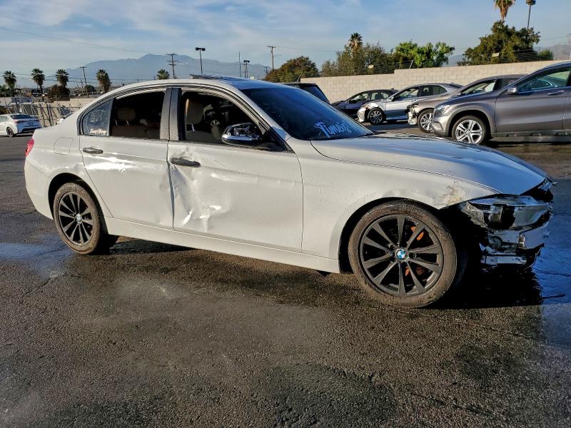 Photo 4 from auction – 2018 BMW 320 I with VIN WBA8E1G52JNU92706