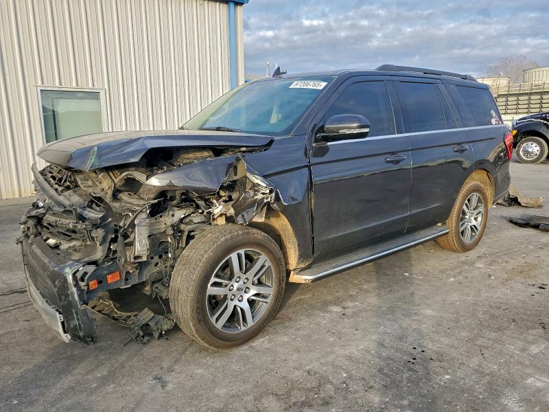 FORD EXPEDITION 2023 with VIN 1FMJU1J86PEA06865 - Photo from auction