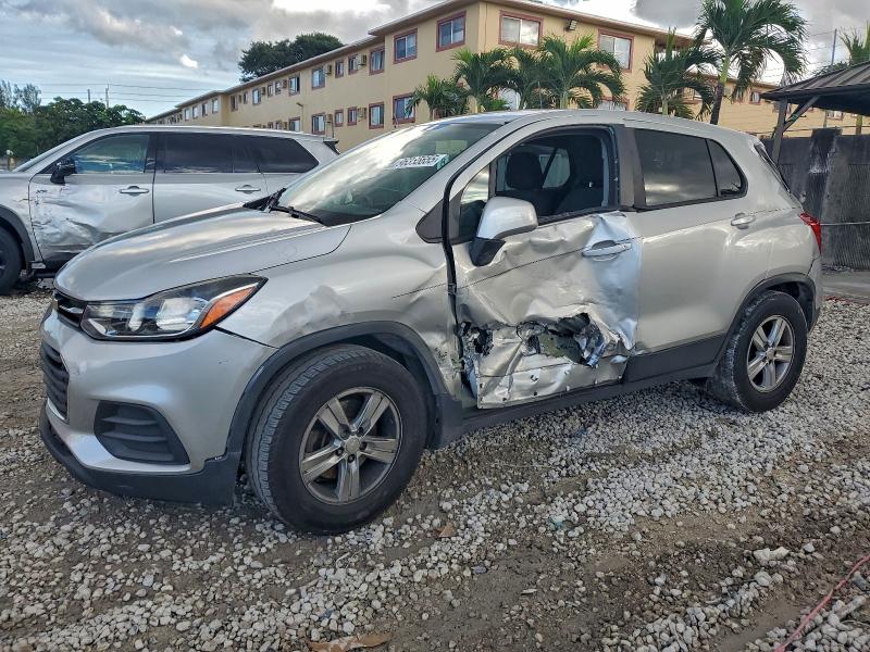 CHEVROLET TRAX LS 2020 with VIN 3GNCJKSB5LL194141 - Photo from auction