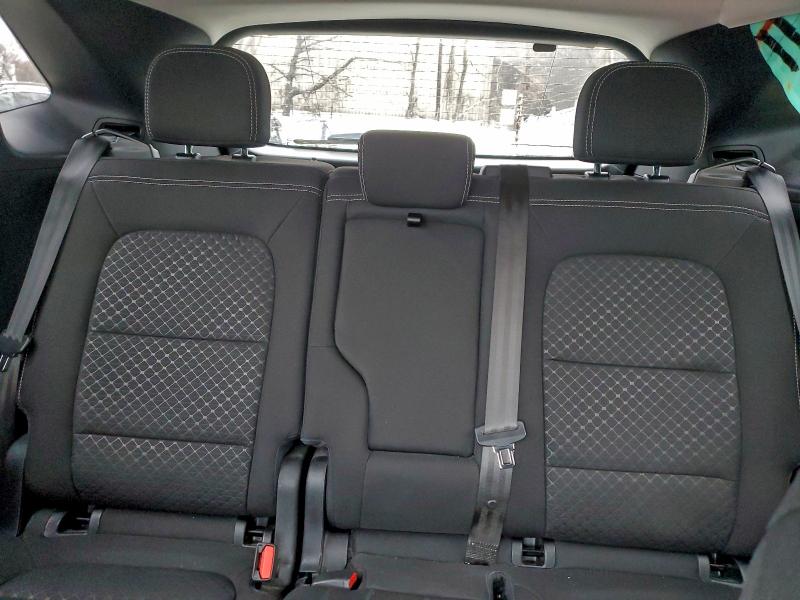 Photo 10 from auction – 2023 FORD ESCAPE with VIN 1FMCU9GN0PUB27742