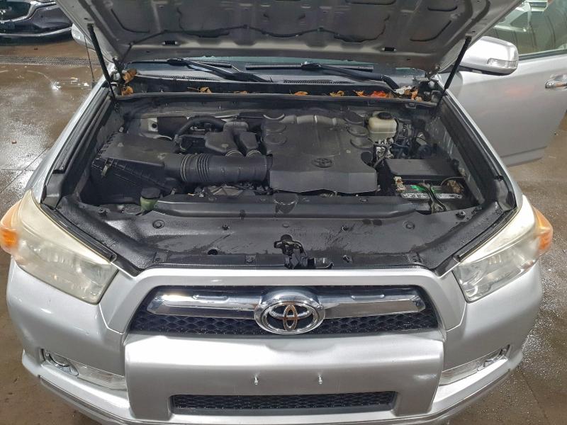 Photo 12 from auction – 2010 TOYOTA 4RUNNER SR with VIN JTEBU5JR9A5011473