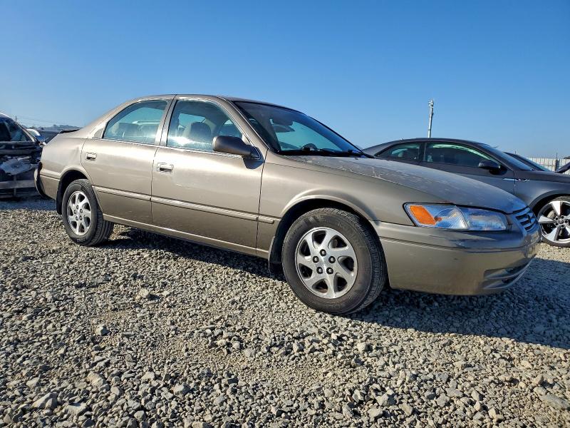 Photo 4 from auction – 1999 TOYOTA CAMRY LE with VIN JT2BF22K2X0153273