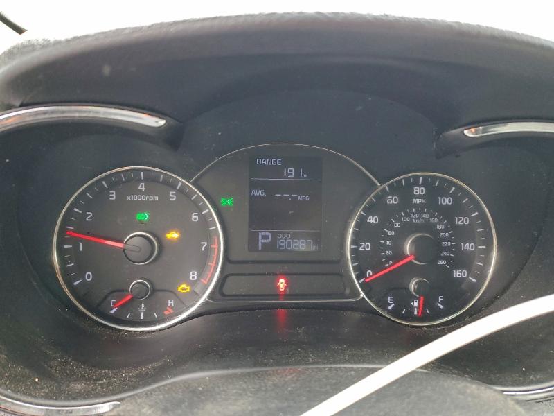 Photo 9 from auction – 2015 KIA FORTE LX with VIN KNAFX4A63F5384056