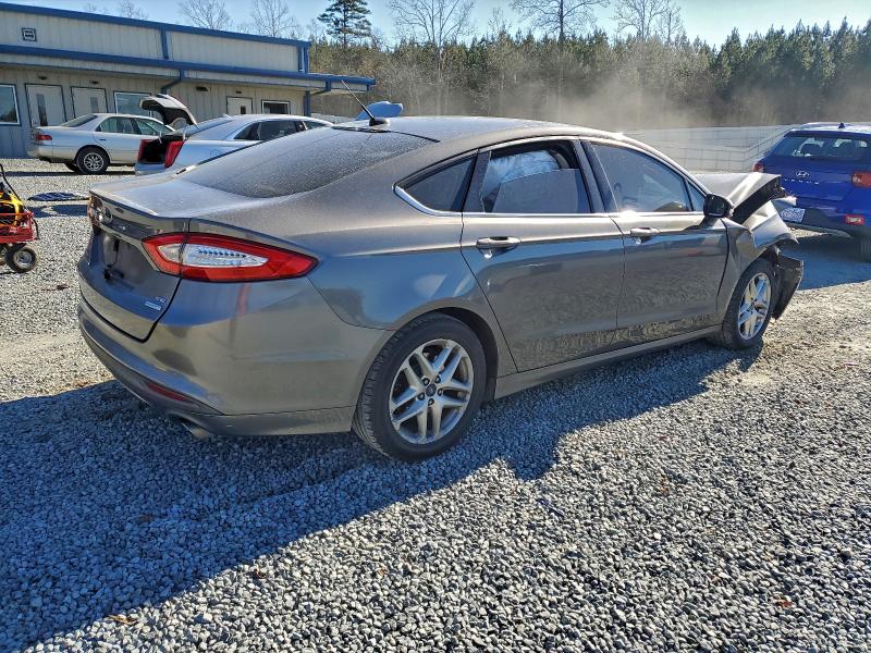 Photo 3 from auction – 2013 FORD FUSION SE with VIN 3FA6P0HR2DR204125