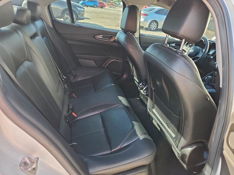 Photo 10 from auction – 2018 ALFA ROMEO GIULIA with VIN ZARFAEBN3J7581702
