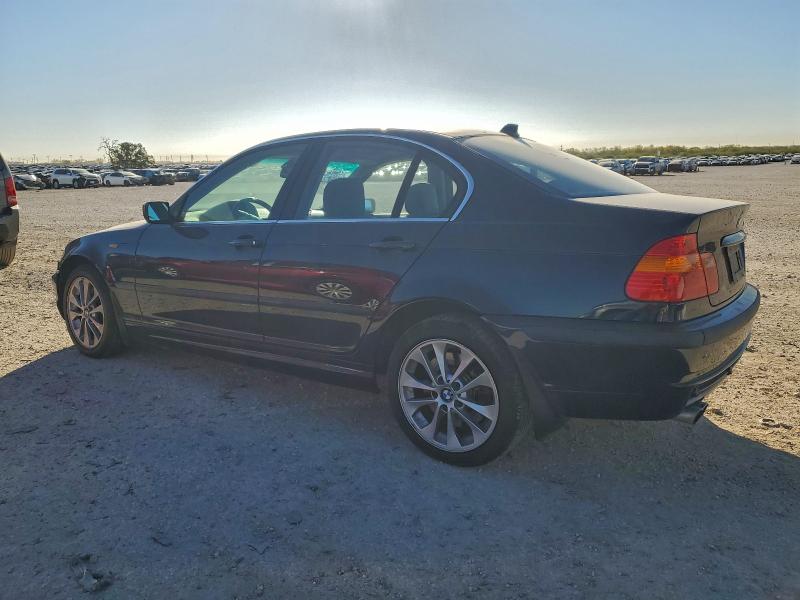 Photo 2 from auction – 2005 BMW 330 XI with VIN WBAEW53415PN38976