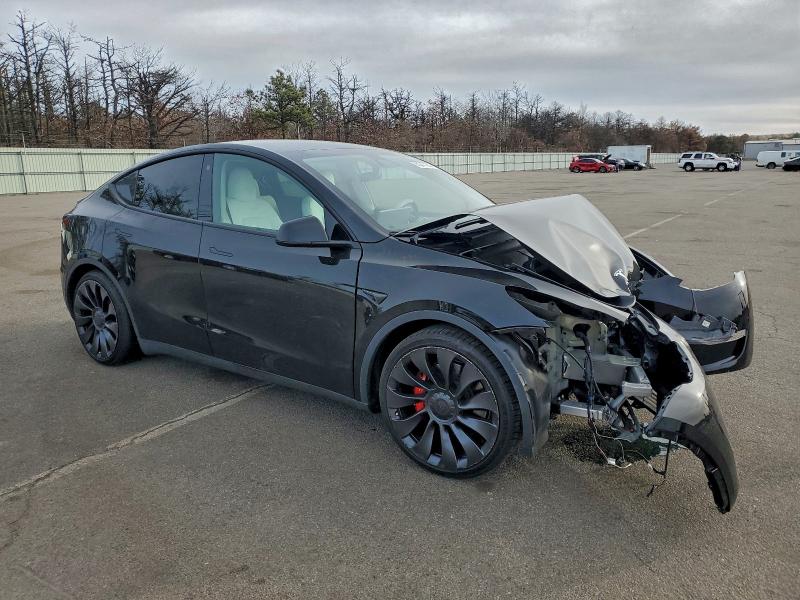Фото 4 с аукциона – 2023 TESLA MODEL Y с VIN 7SAYGDEF0PF695324