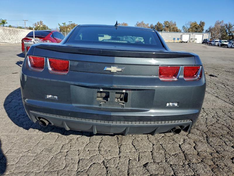 Photo 6 from auction – 2013 CHEVROLET CAMARO LS with VIN 2G1FA1E32D9120824