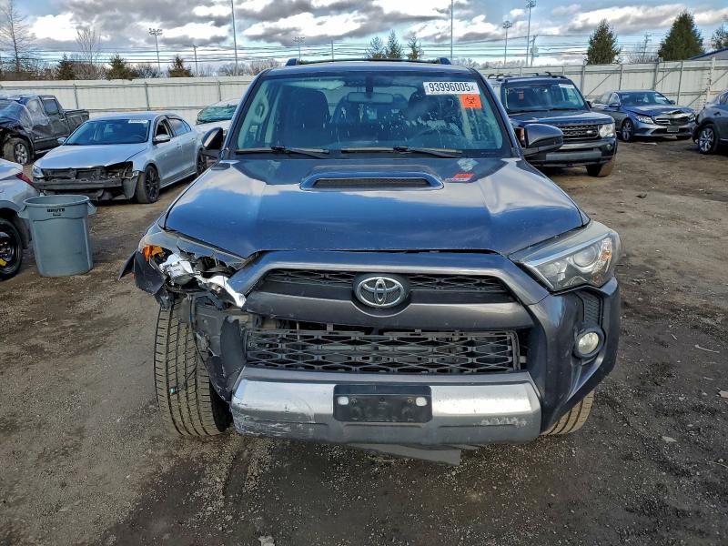 Photo 5 from auction – 2015 TOYOTA 4RUNNER SR with VIN JTEBU5JRXF5256757