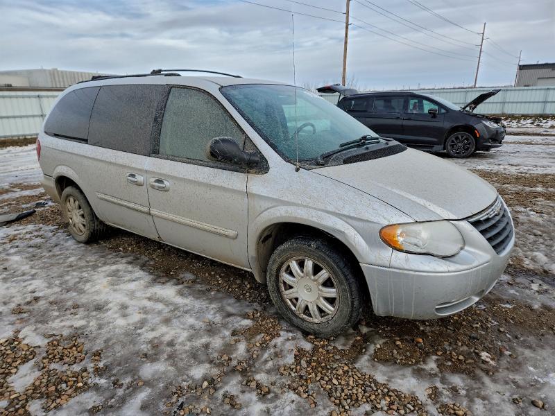 Photo 4 from auction – 2007 CHRYSLER TOWN & COU with VIN 2A4GP54L07R182966