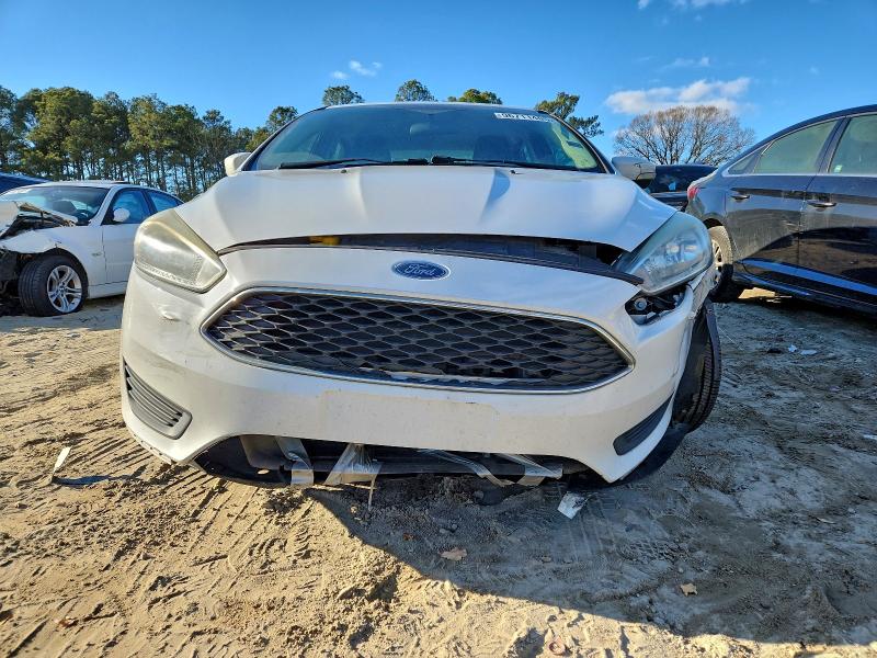 Photo 5 from auction – 2017 FORD FOCUS SE with VIN 1FADP3F25HL240782