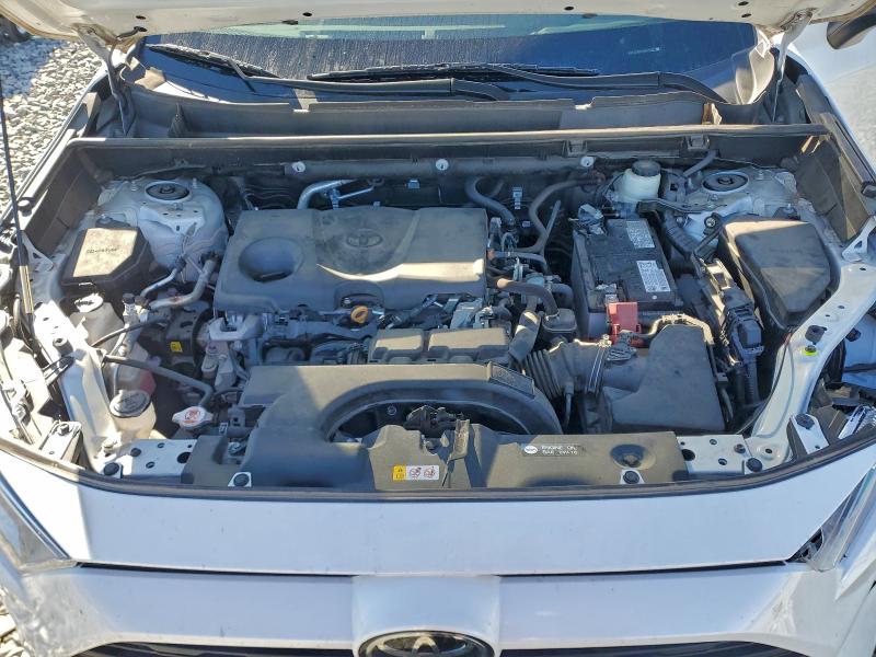 Photo 12 from auction – 2021 TOYOTA RAV4 XLE P with VIN 2T3C1RFV5MW158577