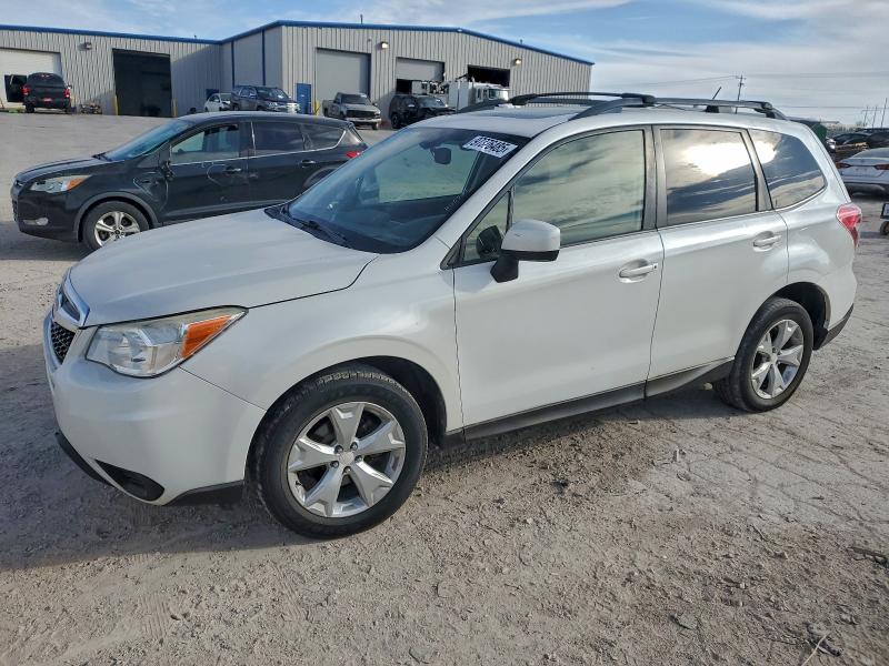 SUBARU FORESTER 2 2015 con VIN JF2SJAGC1FH838173 - Foto de la subasta