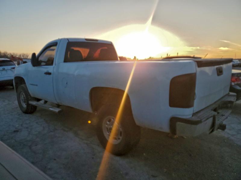 Photo 2 from auction – 2007 GMC SIERRA C25 with VIN 1GTHC24K47E601572