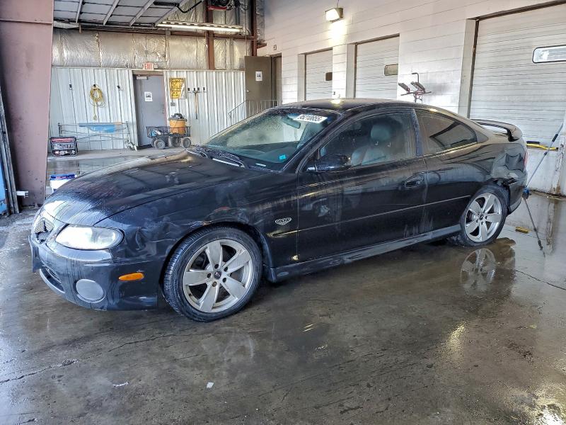 2004 PONTIAC GTO