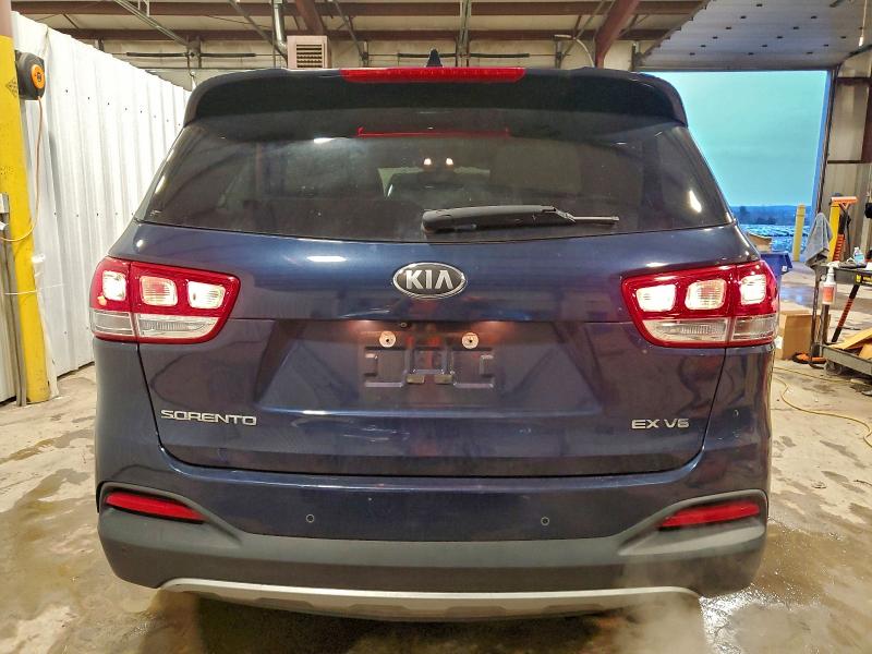 Photo 6 from auction – 2017 KIA SORENTO EX with VIN 5XYPHDA51HG200450
