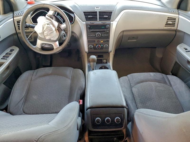 Photo 8 from auction – 2011 CHEVROLET TRAVERSE L with VIN 1GNKREED5BJ242083