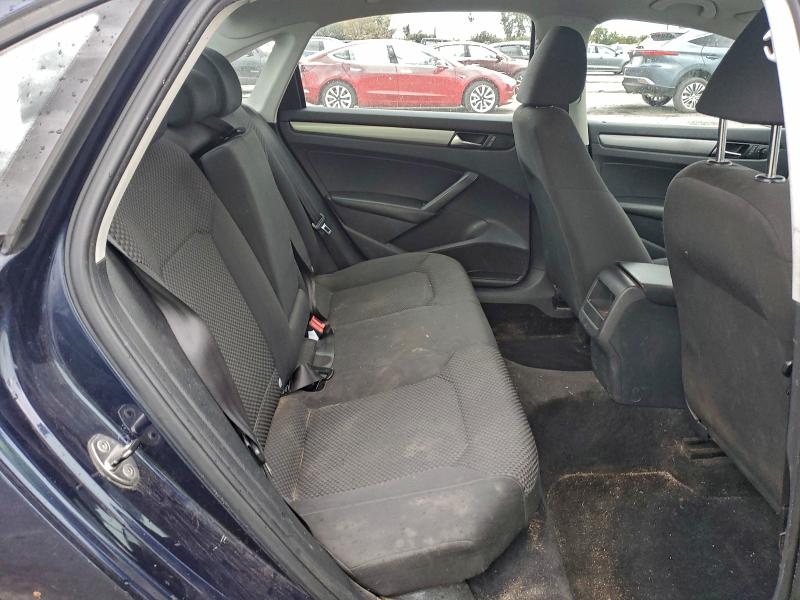Photo 10 from auction – 2013 VOLKSWAGEN PASSAT S with VIN 1VWAP7A39DC140535