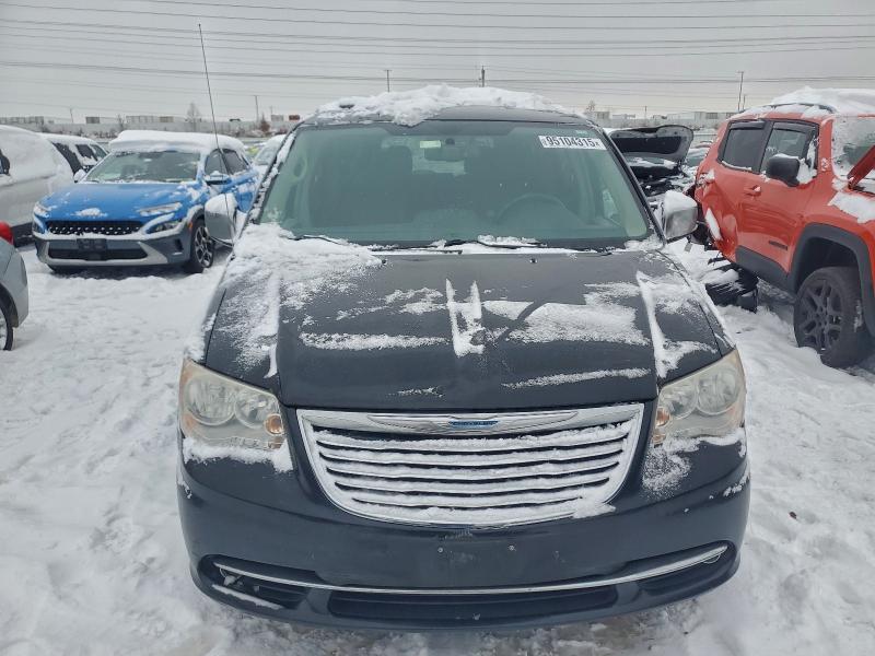 Photo 5 from auction – 2012 CHRYSLER TOWN AND C with VIN 2C4RC1CG4CR144397