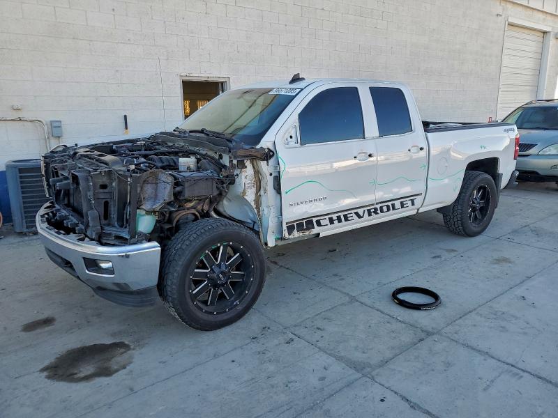 CHEVROLET SILVERADO 2015 with VIN 1GCVKREC2FZ184496 - Photo from auction